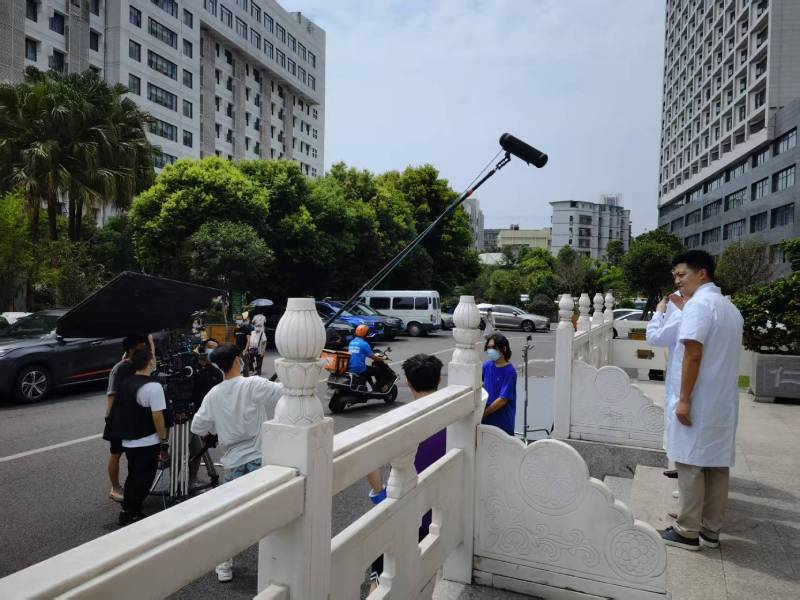 自流井区广告片拍摄公司低成本实现高规格制作的诀窍